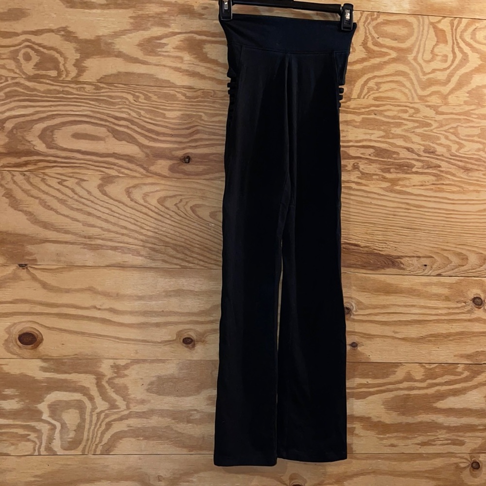 Victoria’s Secret Sport Flare Leg Yoga Pants